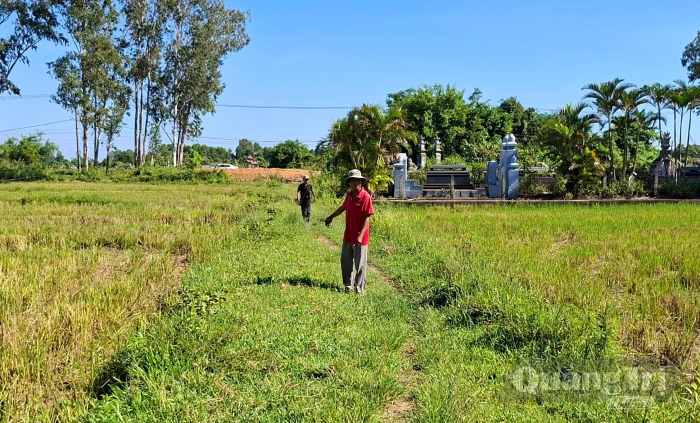 Người dân kiến nghị trả lại mặt bằng tuyến đường ở xóm Cát