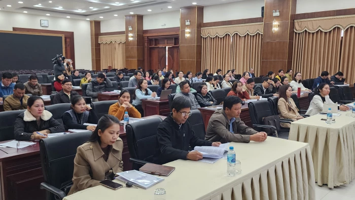 Tập huấn kỹ năng, nghiệp vụ chuyên sâu về hộ tịch, quốc tịch, nuôi con nuôi và chứng thực khi thực hiện chính quyền địa phương 2 cấp