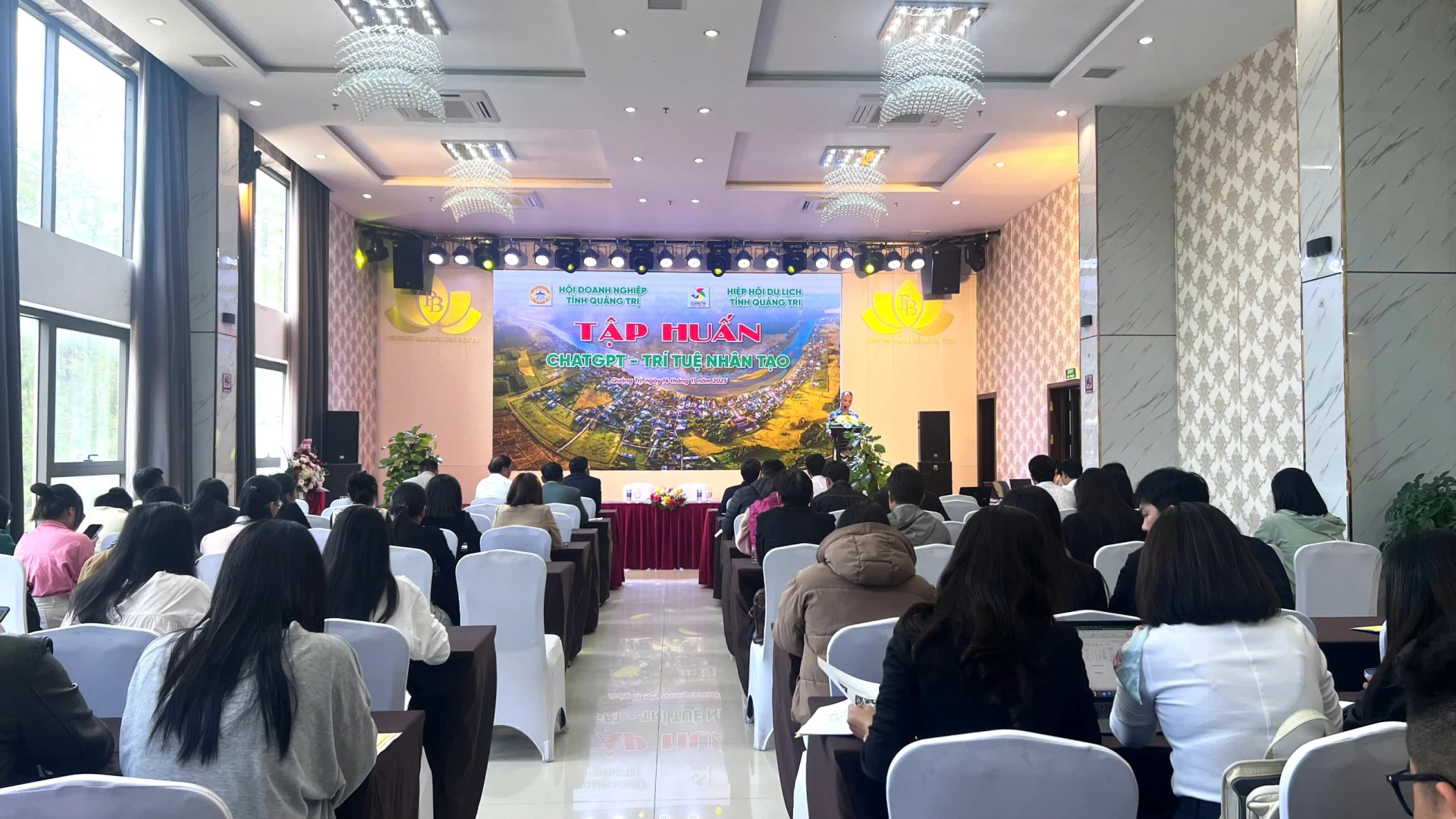 Toàn ảnh lớp tập huấn - Ảnh: H.T