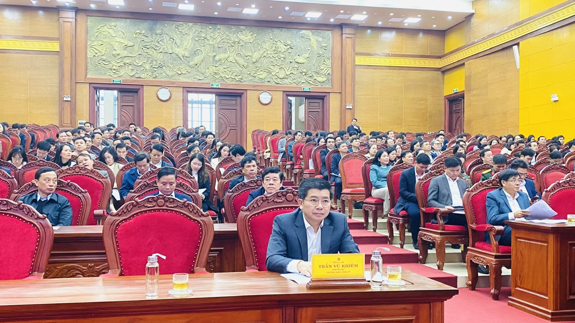 Các đại biểu tham dự hội nghị tại điểm cầu Quảng Trị - Ảnh: N.L