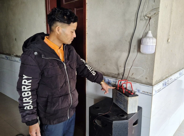 Mỏi mòn chờ điện lưới quốc gia