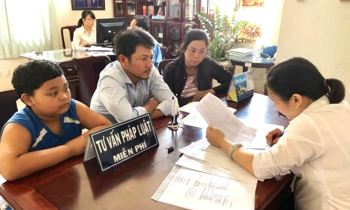 Trợ giúp pháp lý cho đồng bào dân tộc thiểu số