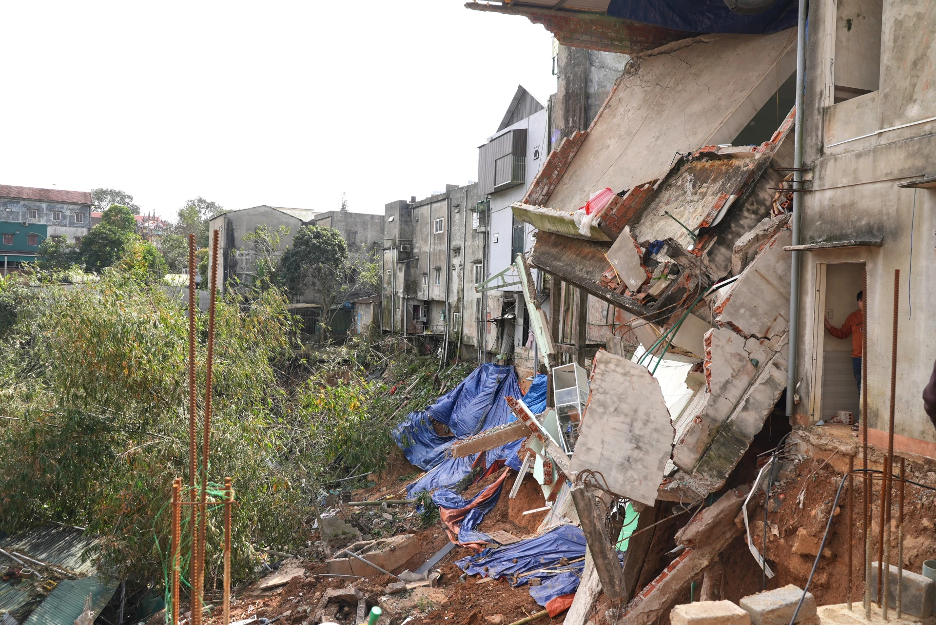 Khu vực công bố tình huống khẩn cấp về thiên tai tại xã Khe Sanh - Ảnh: Trung Đức