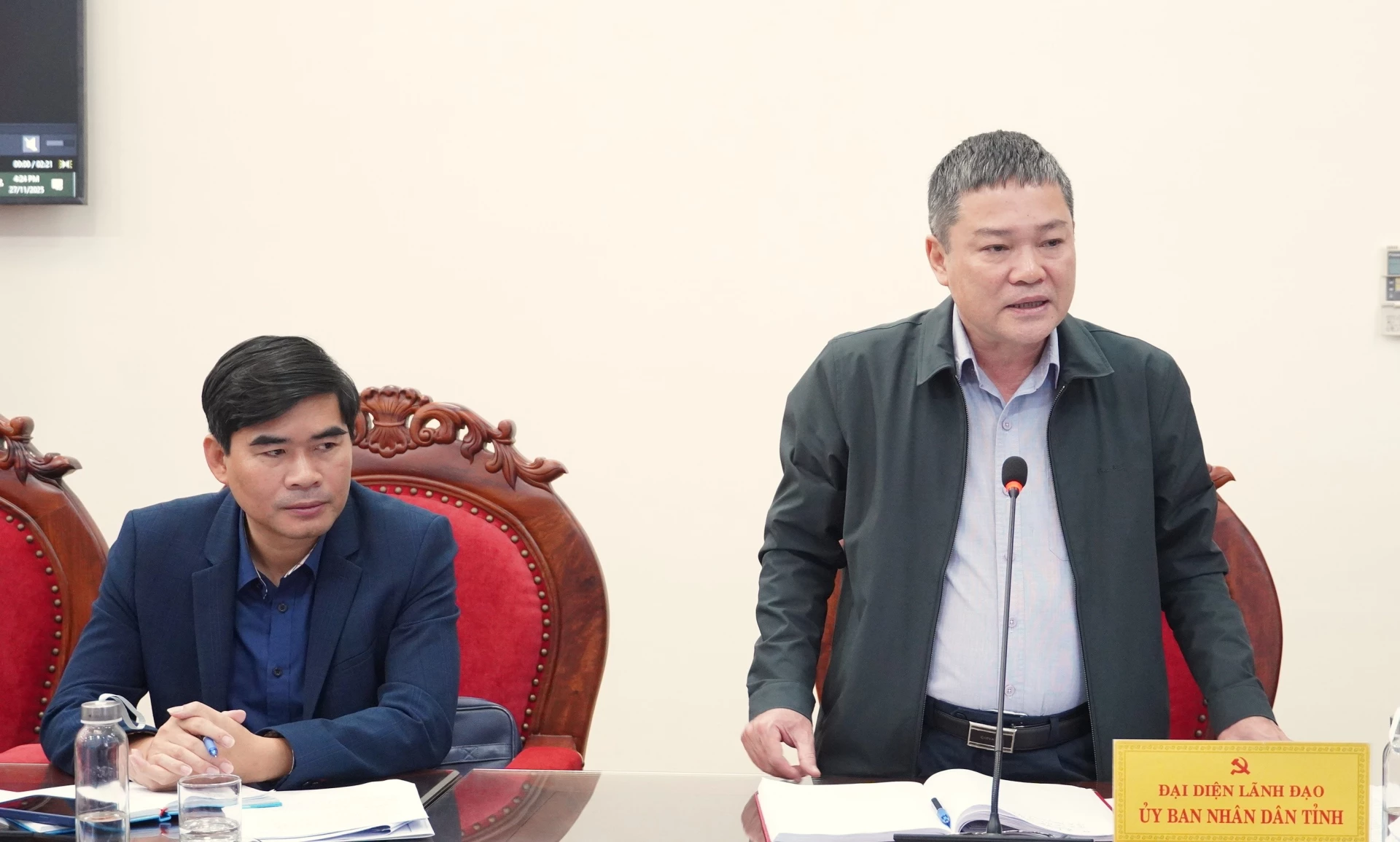 Đồng chí Phan Phong Phú, Phó Chủ tịch UBND tỉnh phát biểu tại buổi làm việc - Ảnh: QV