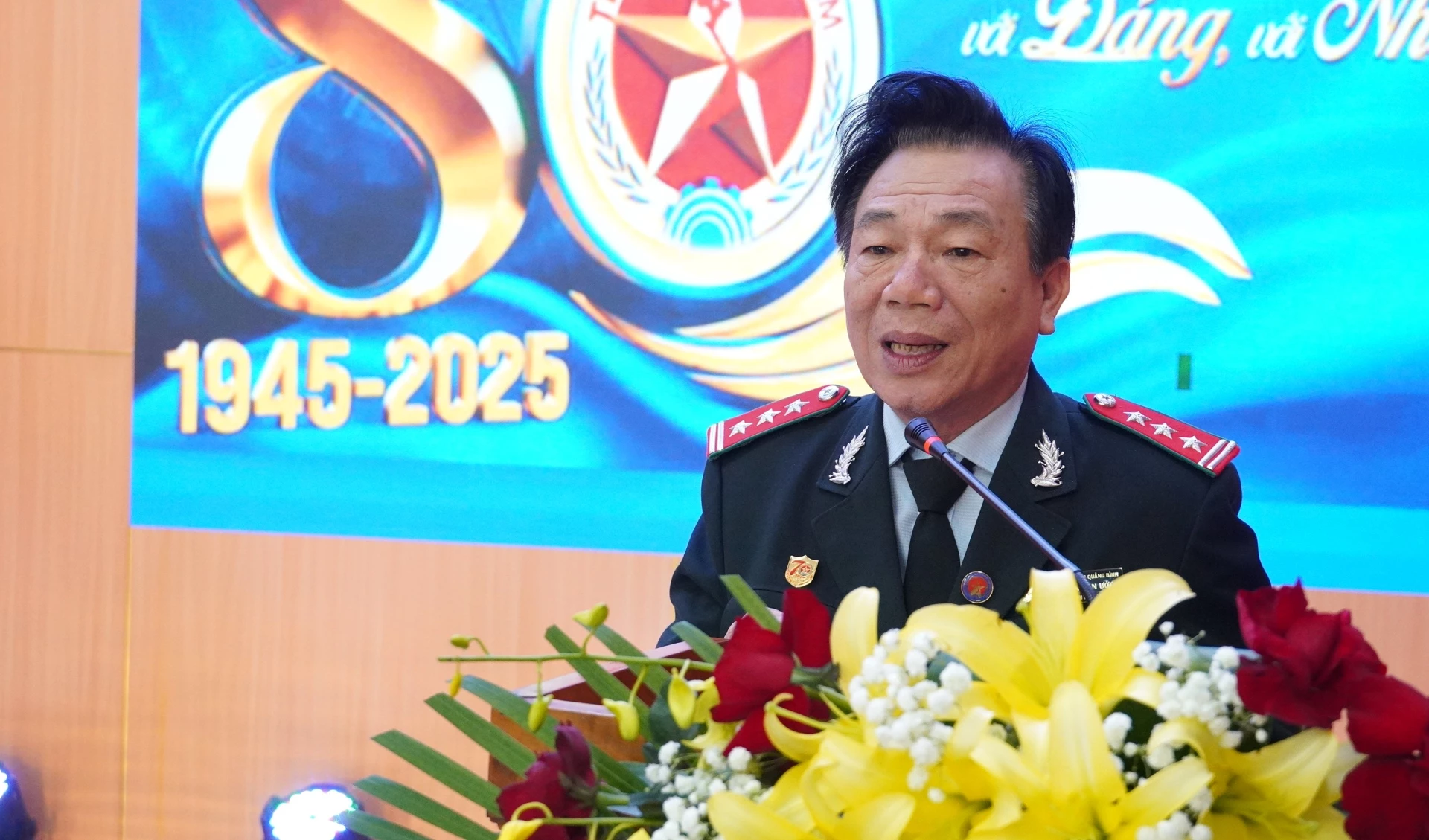 Lãnh đạo Thanh tra tỉnh ôn lại 80 năm ngày truyền thống Thanh tra Việt Nam - Ảnh: QV