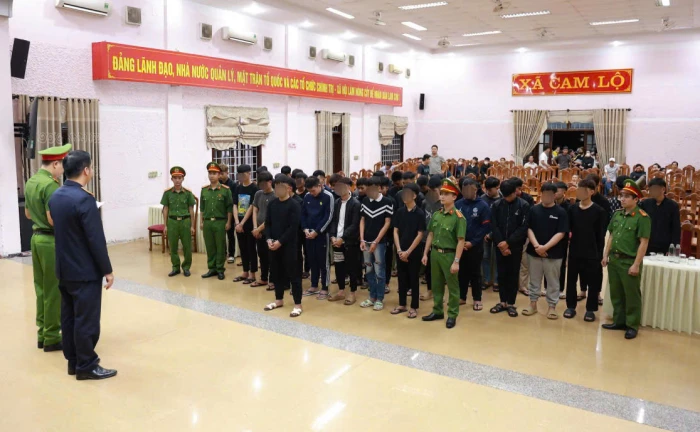 Khởi tố 38 đối tượng về tội 'Cố ý gây thương tích' và 'Gây rối trật tự công cộng'