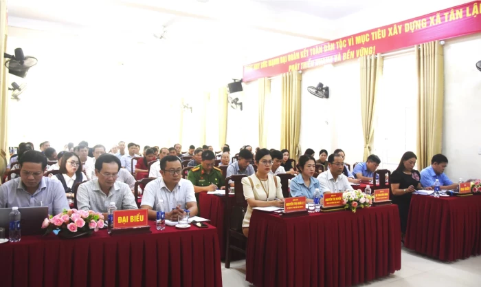 Đại biểu HĐND tỉnh tiếp xúc cử tri trước kỳ họp thứ 4