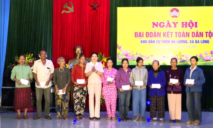 Sôi nổi Ngày hội 'Đại đoàn kết toàn dân tộc' tại khu dân cư Hà Lương