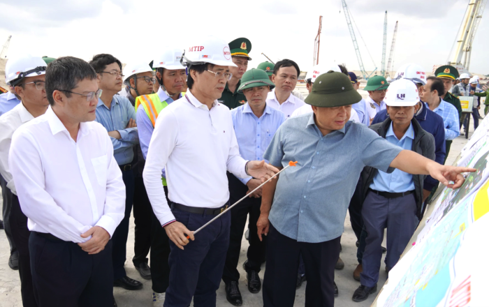 Đẩy nhanh tiến độ triển khai các dự án trọng điểm tại Quảng Trị