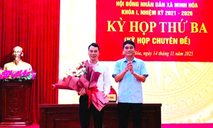 HĐND xã Minh Hóa: Kiện toàn công tác nhân sự nhiệm kỳ 2021-2026