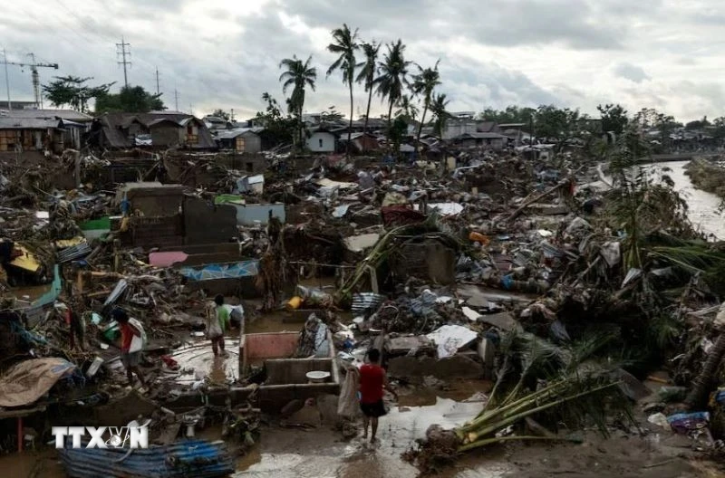Cảnh tàn phá do bão Kalmaegi ở Talisay, tỉnh Cebu, Philippines, ngày 5/11/2025. (Ảnh: Reuters/TTXVN)
