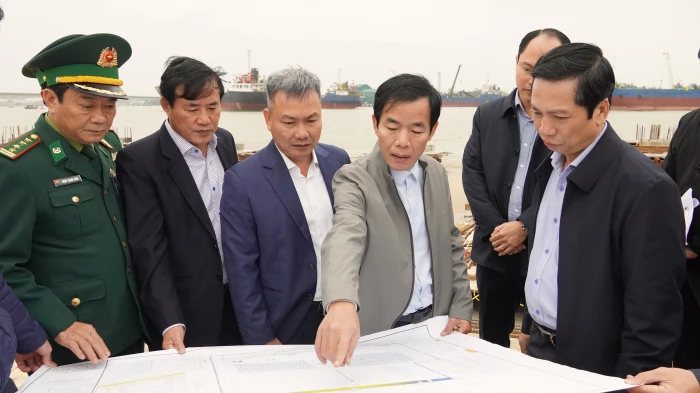 Đồng chí Bí thư Tỉnh ủy Nguyễn Văn Phương kiểm tra, khảo sát một số dự án tại Khu kinh tế Đông Nam Quảng Trị