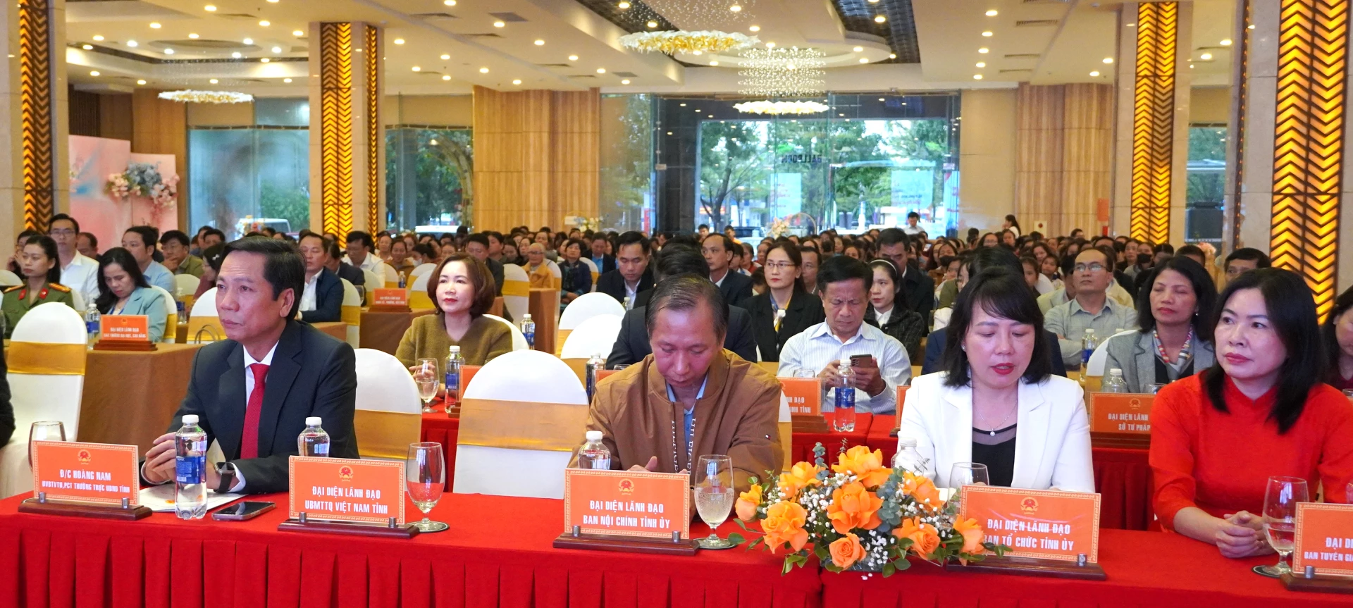 Các đại biểu tham dự lễ phát động. Ảnh: H.Tr.