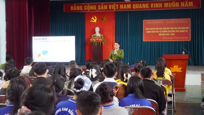 Tuyên truyền kỹ năng phòng, chống ma túy và tội phạm đường phố cho học sinh, sinh viên