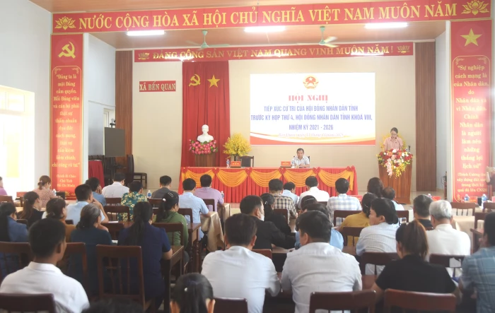 Đại biểu HĐND tỉnh tiếp xúc cử tri tại xã Bến Quan