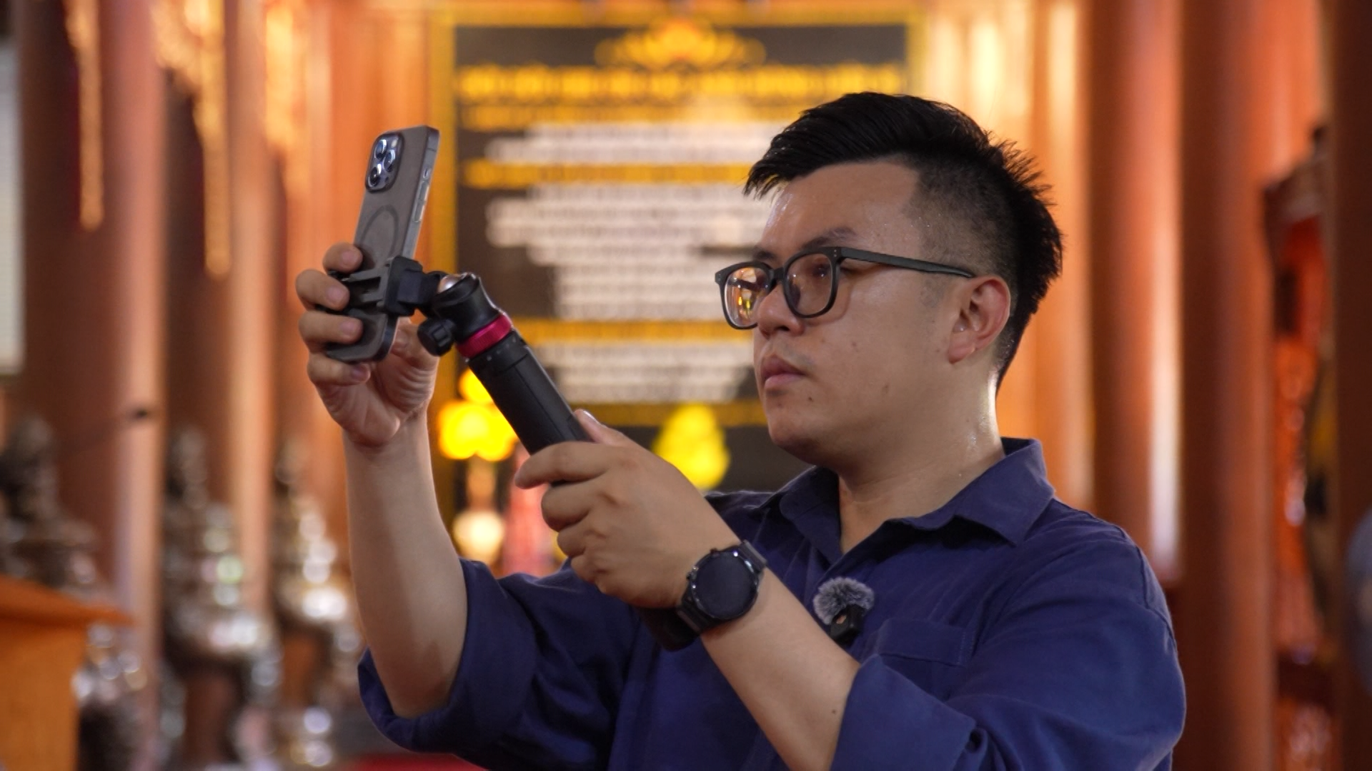 Sáng tạo nội dung trên các nền tảng số là niềm vui của Nguyễn Huy Hoàng sau giờ làm việc - Ảnh: L.T