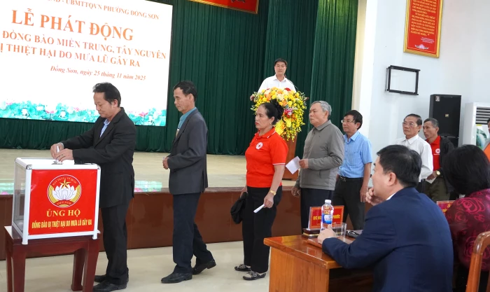 Phường Đồng Sơn: Phát động ủng hộ đồng bào vùng lũ miền Trung-Tây Nguyên