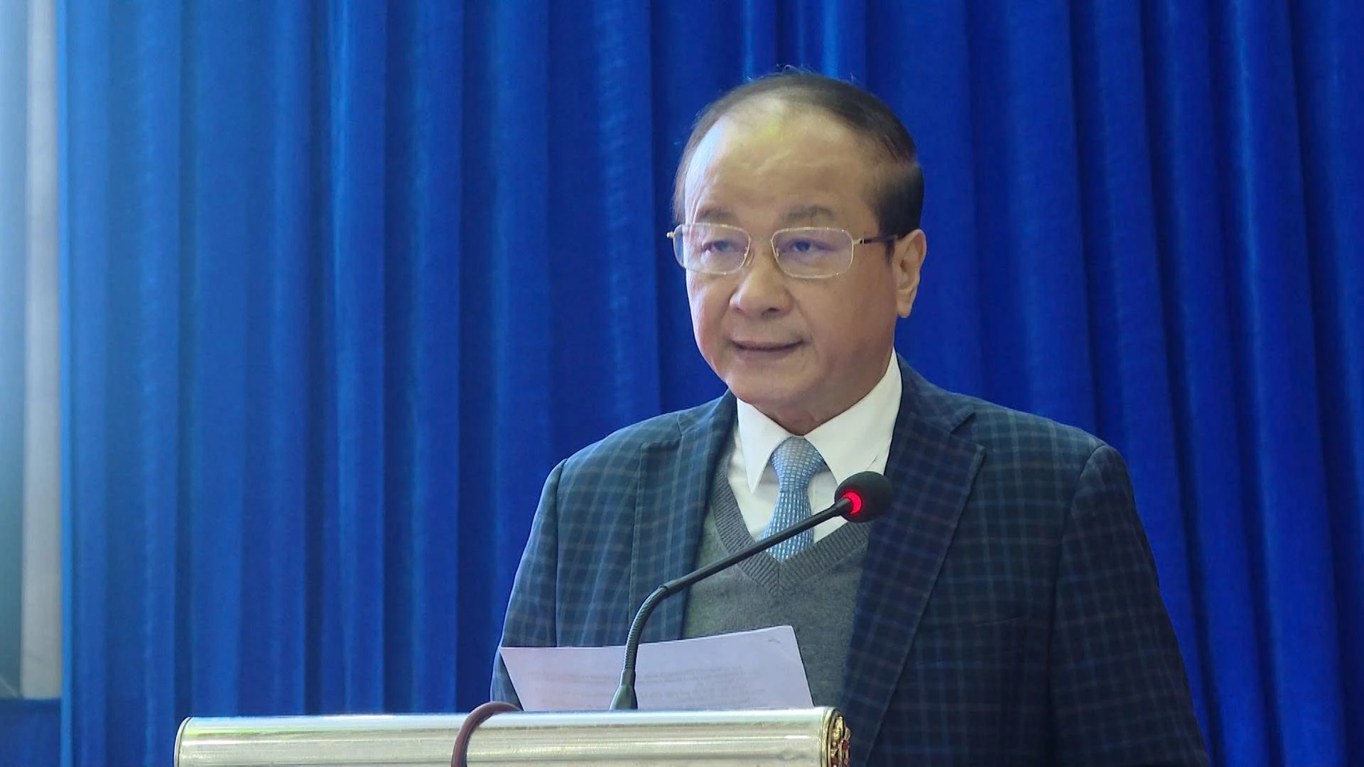 TS. Trần Văn Tuân, Chủ tịch Liên hiệp các Hội Khoa học và Kỹ thuật tỉnh phát biểu khai mạc hội thảo - Ảnh: H.L