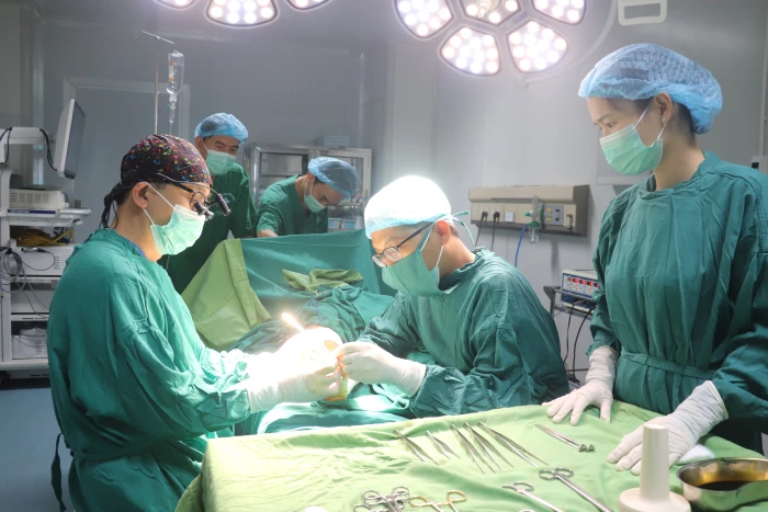 Thắp sáng tương lai cho trẻ em khuyết tật