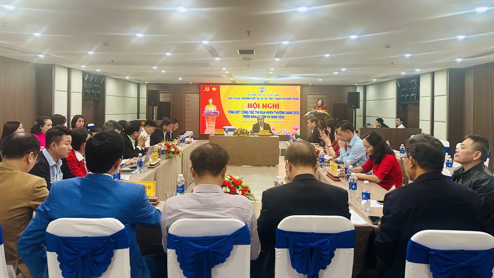 Quang cảnh hội nghị. Ảnh: B.N