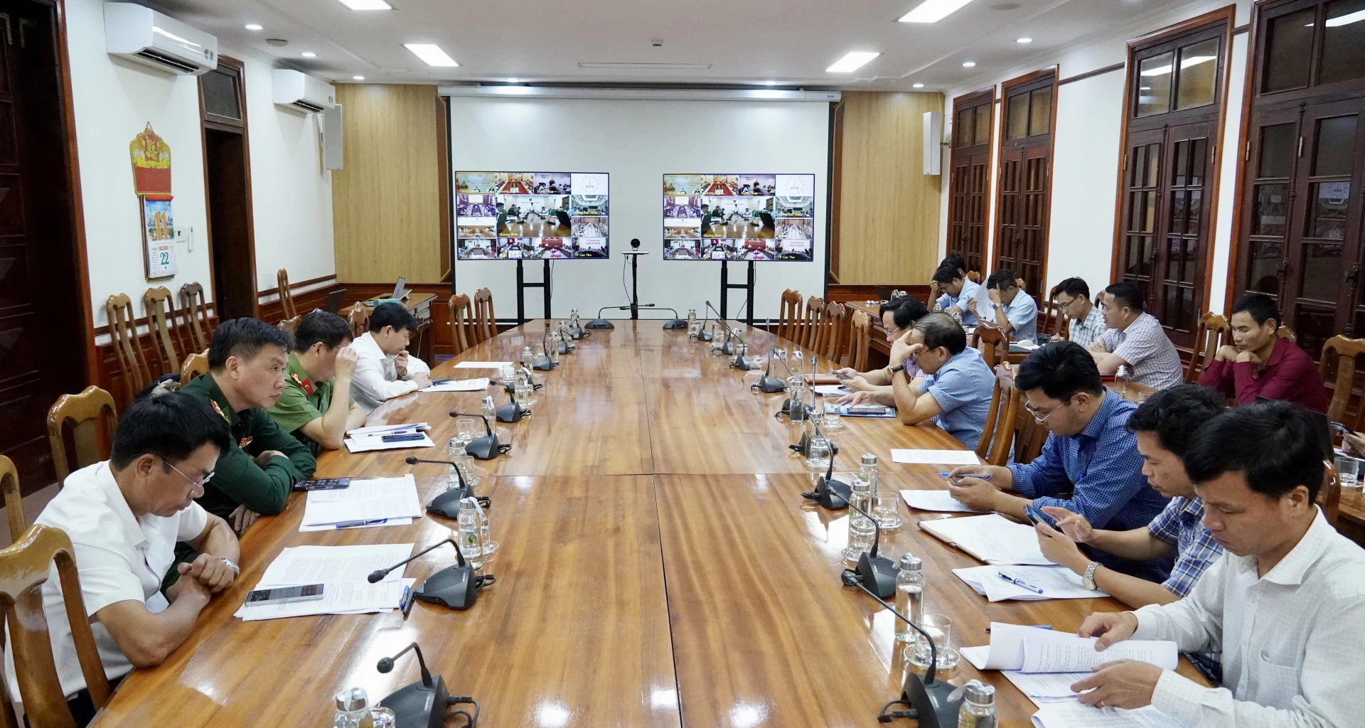 Đại biểu tham dự cuộc họp tại điểm cầu Quảng Trị - Ảnh: H.N