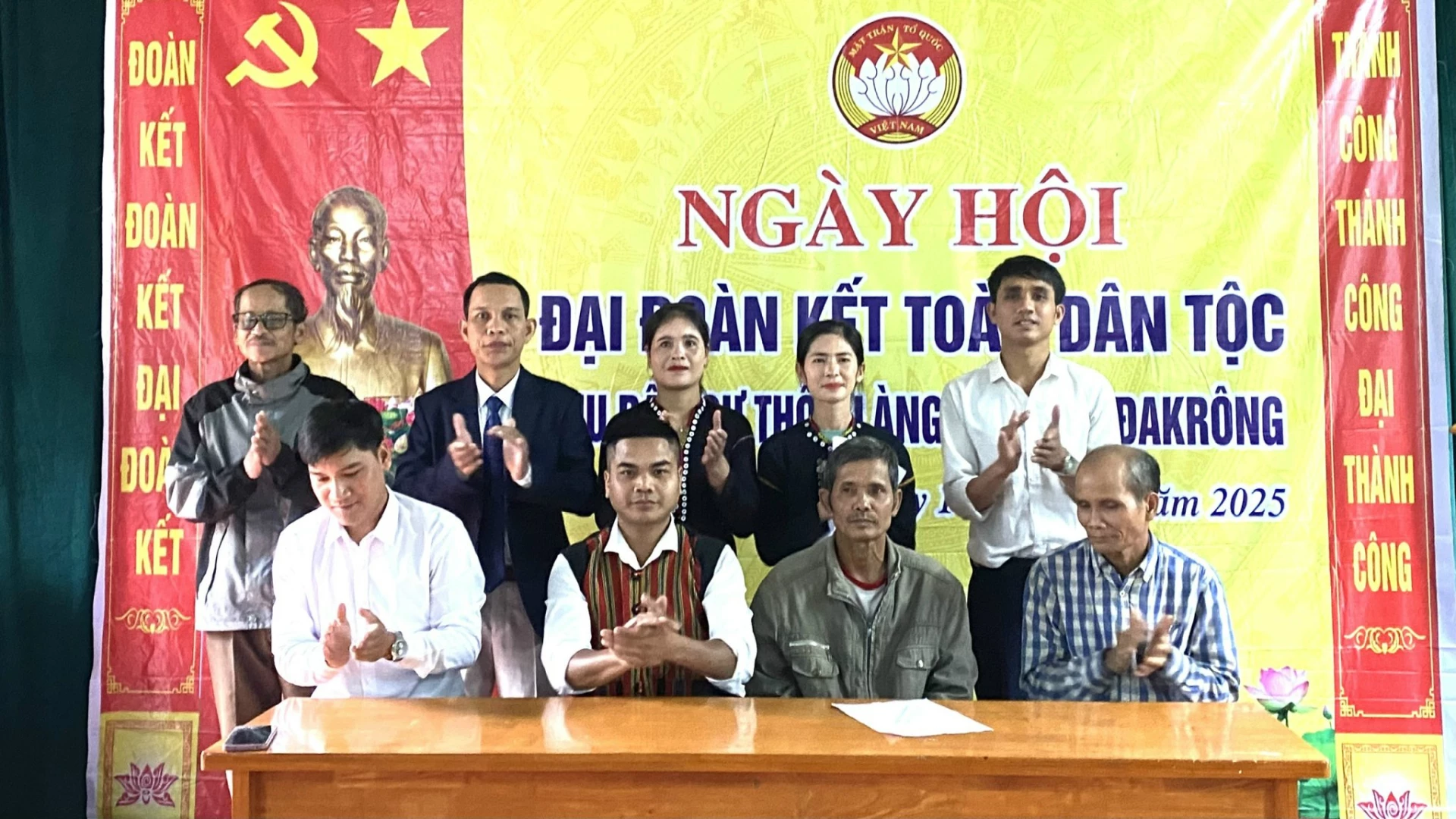 Chi bộ, Ban quản lý, các Ban, Ngành, Đoàn thể trong thôn đã tổ chức phát động khu dân cư Đoàn kết, dân chủ, ẩm no, hạnh phúc