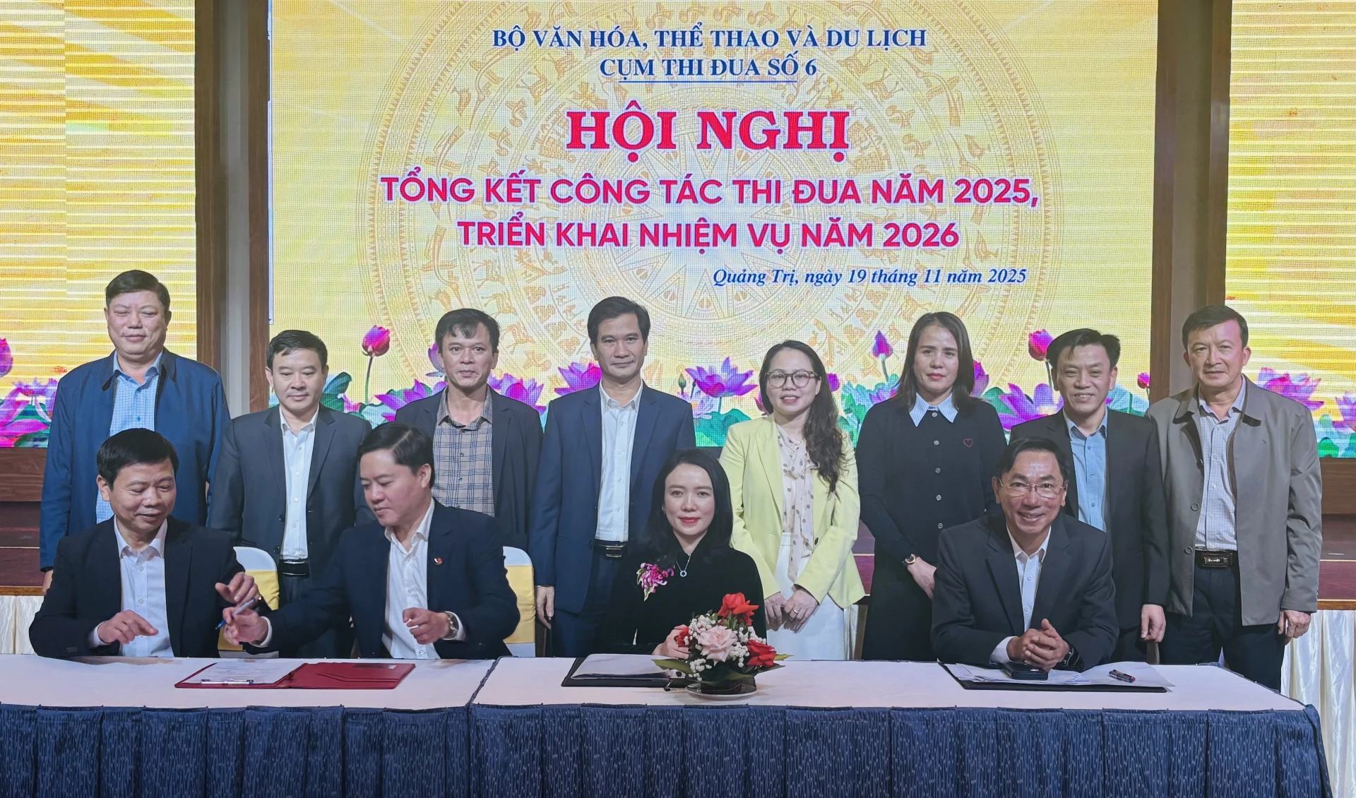 Ký kết giao ước thi đua năm 2026 - Ảnh: K.H
