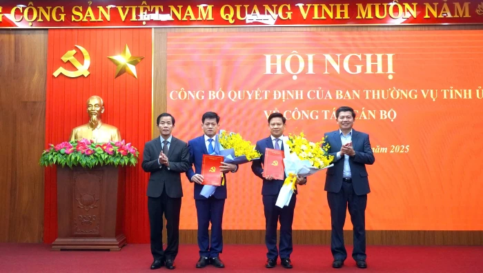 Ban Thường vụ Tỉnh ủy công bố quyết định về công tác cán bộ
