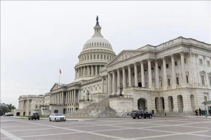 Nhà Trắng thúc giục các cơ quan liên bang nhanh chóng trả lương nhân viên