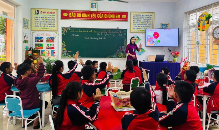 Chuyển đổi số, nâng cao chất lượng dạy học