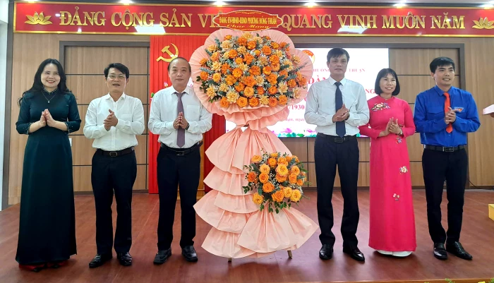 Ủy ban MTTQ Việt Nam phường Đồng Thuận: Tọa đàm nhân kỷ niệm 95 năm Ngày thành lập Mặt trận Dân tộc Thống nhất Việt Nam