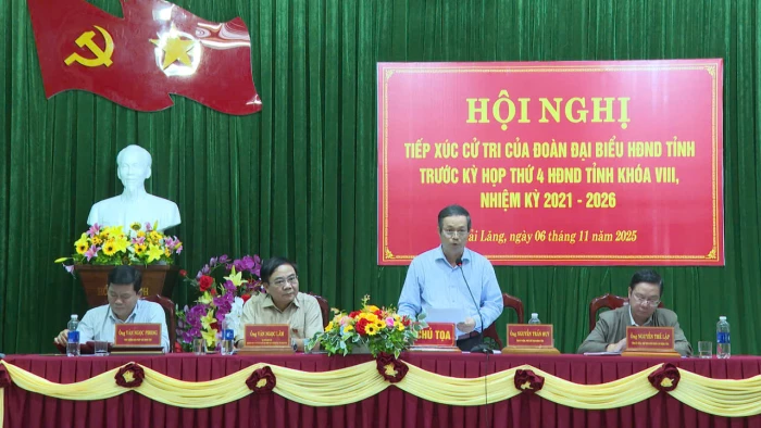 Đại biểu HĐND tỉnh tiếp xúc cử tri tại xã Hải Lăng