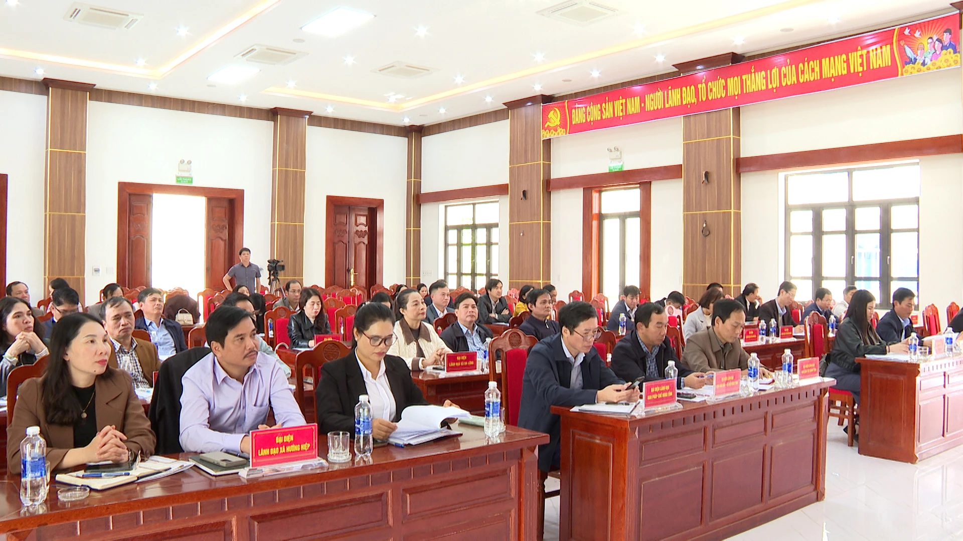 Toàn cảnh hội nghị - Ảnh Phước Đạt