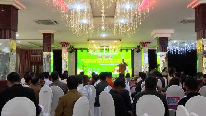 Xã Lao Bảo: Tổ chức hội nghị đối thoại giữa chính quyền với nông dân và doanh nghiệp