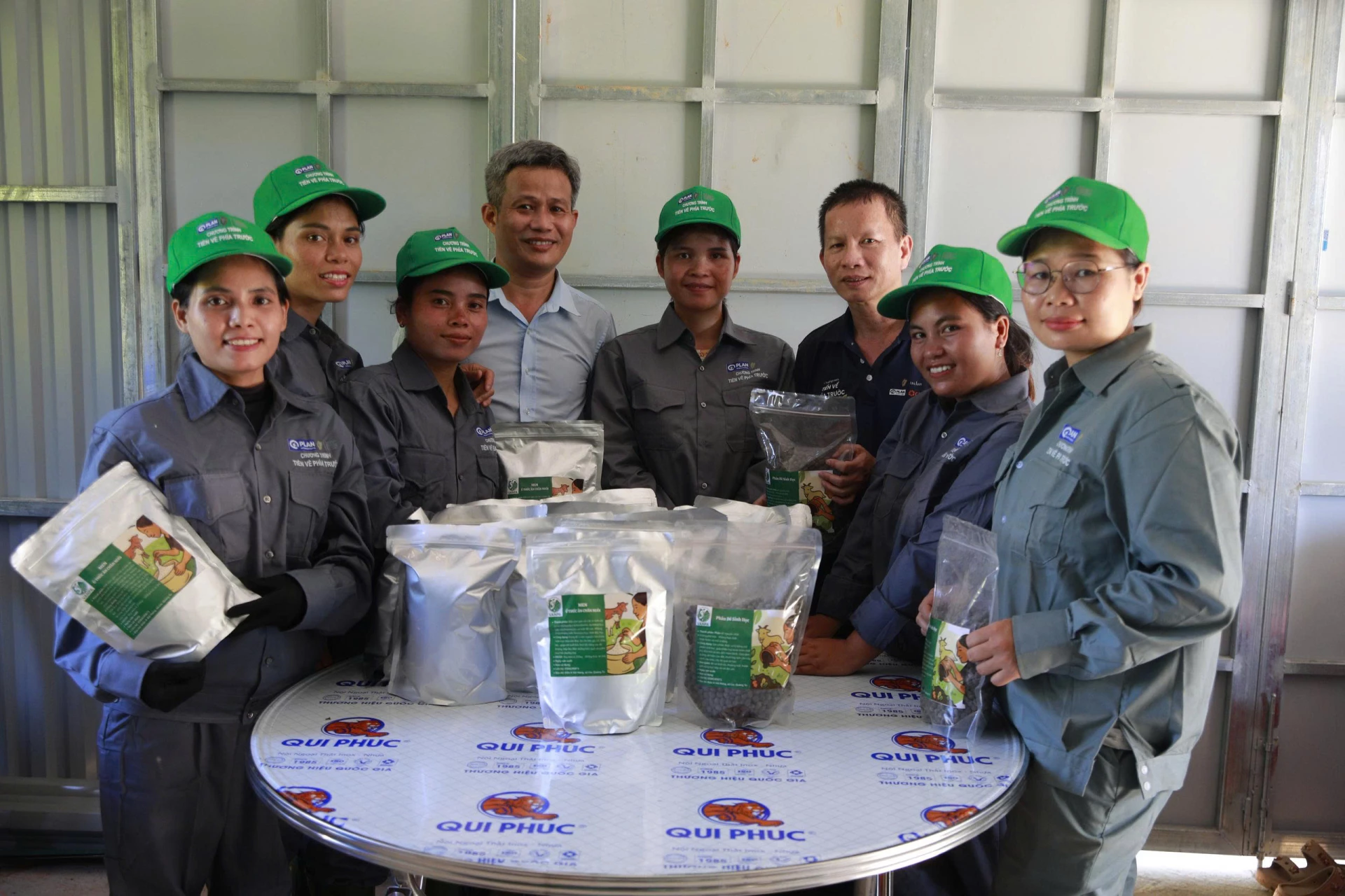 Tổ hợp tác sản xuất phân bón VANPA - Ảnh: P.T.L