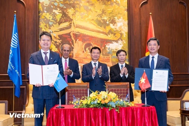 Cục Sở hữu trí tuệ và Tổ chức Sở hữu trí tuệ thế giới (WIPO) đã ký kết Bản ghi nhớ hợp tác trong lĩnh vực sở hữu trí tuệ. (Ảnh: Minh Sơn/Vietnam+)