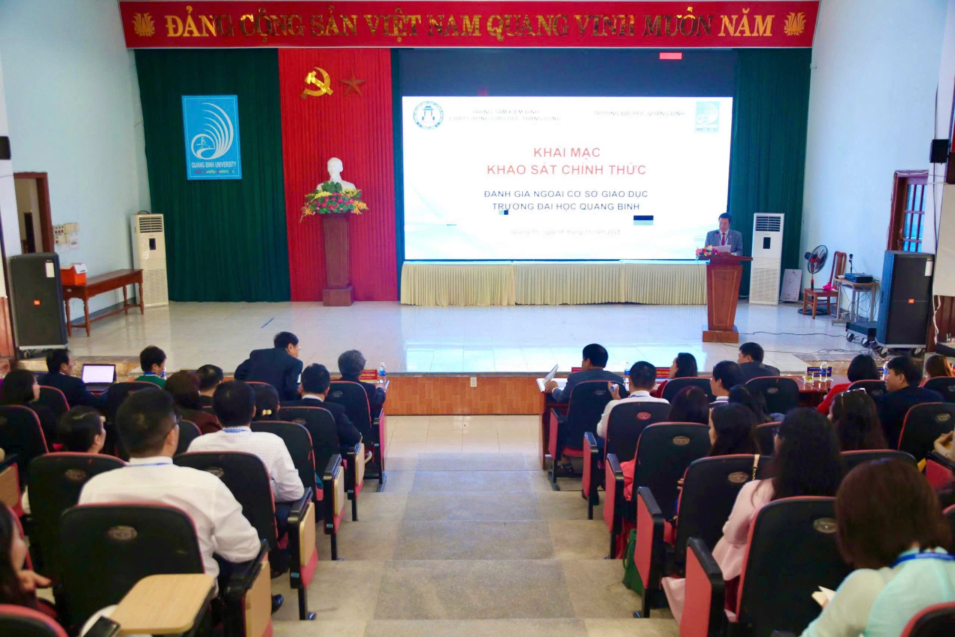 Quang cảnh khai mạc đợt khảo sát chính thức đánh giá ngoài cơ sở giáo dục đại học - Ảnh: M.Đ