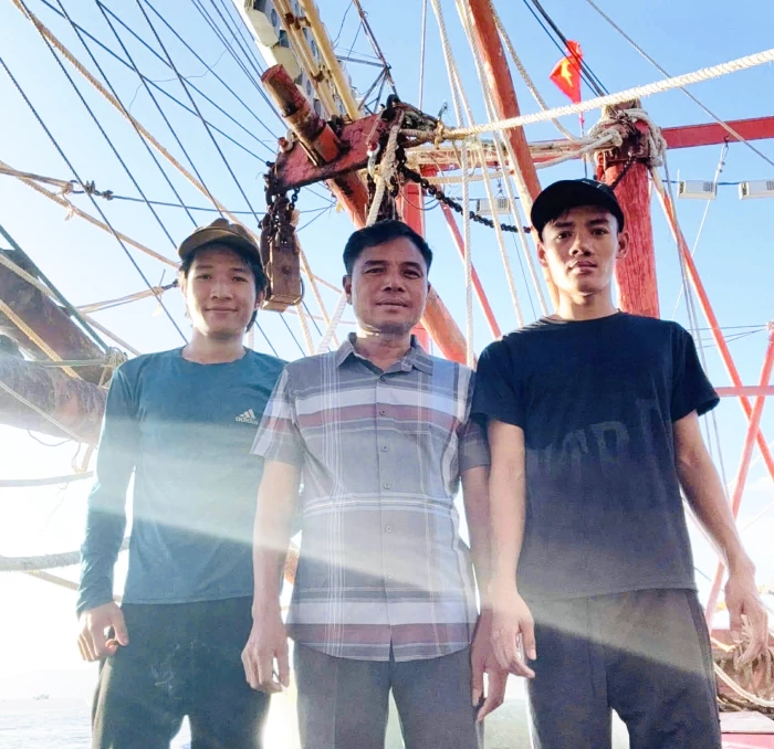 Ngư dân Quảng Trị chia sẻ khoảnh khắc cứu người dân trôi 2 ngày trên biển