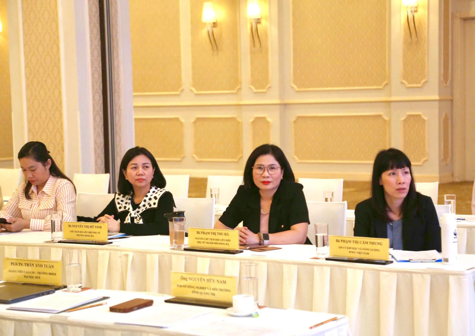 Các đại biểu dự hội thảo - Ảnh: M.Đ