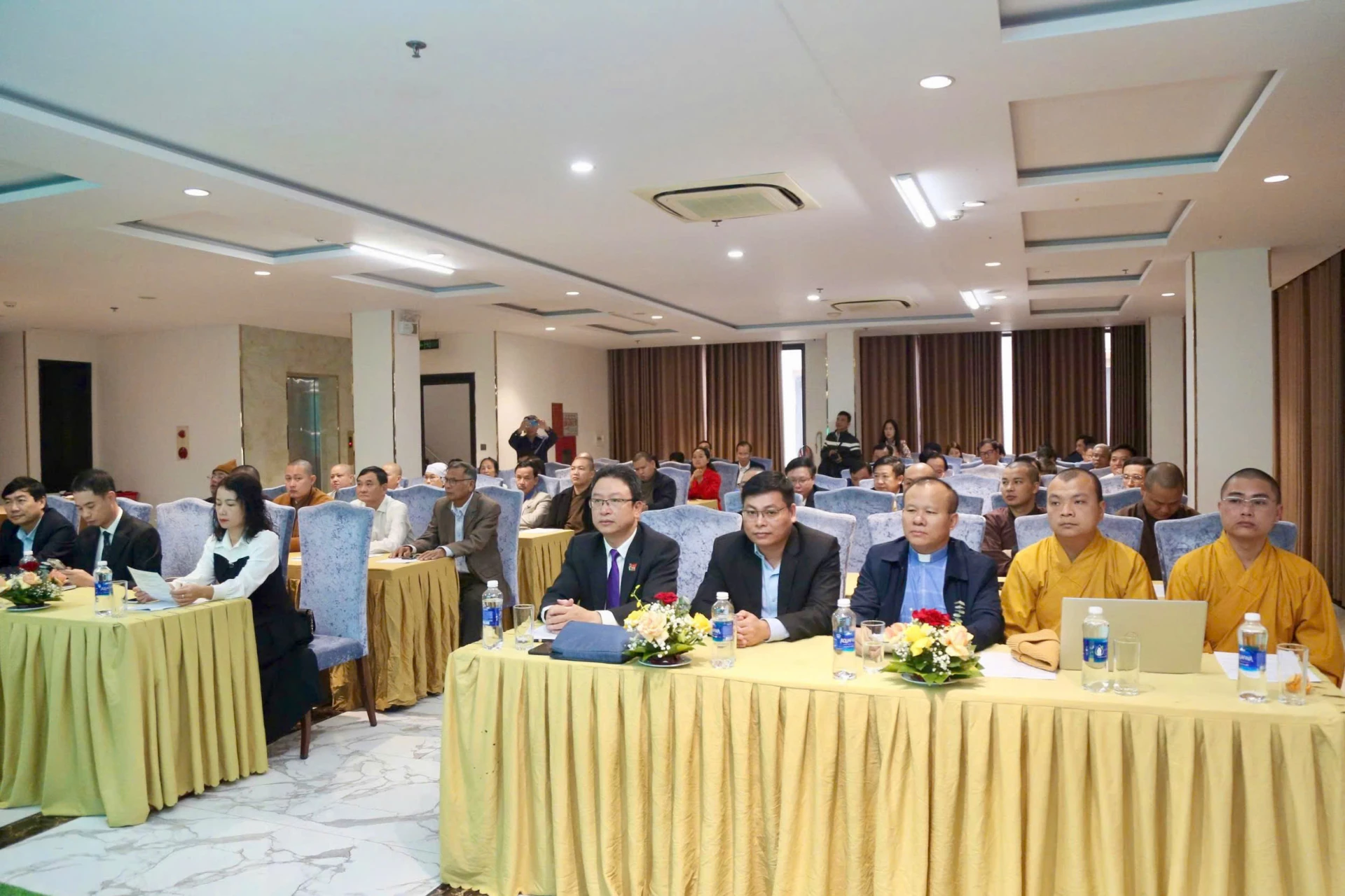 Các đại biểu dự hội nghị - Ảnh: M.Đ