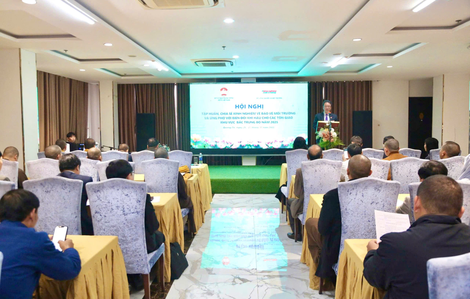 Quang cảnh hội nghị - Ảnh: M.Đ