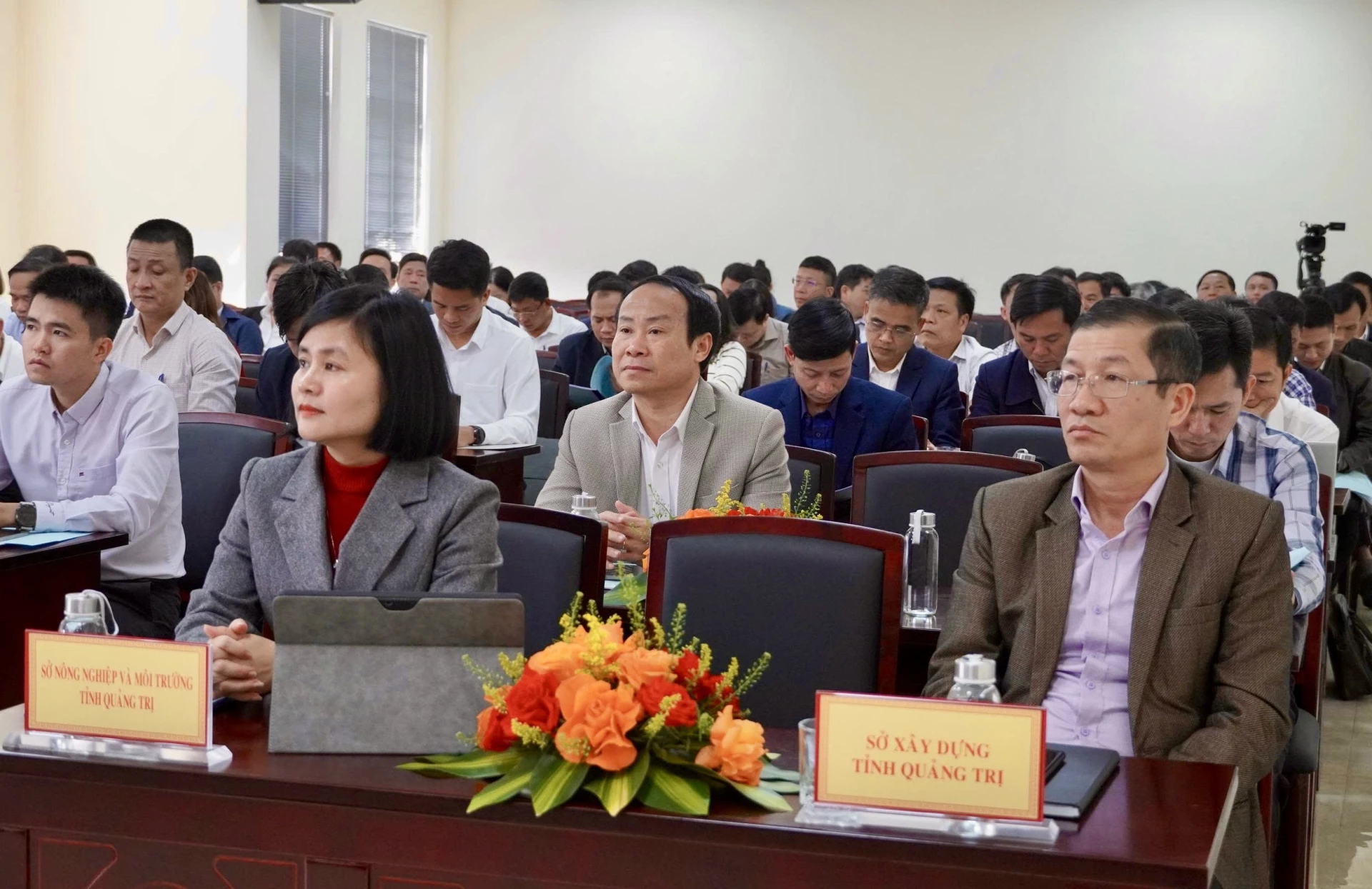 Các đại biểu dự hội nghị - Ảnh: H.N