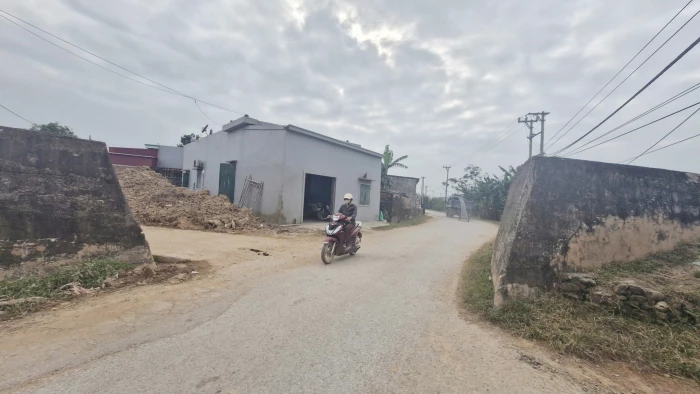 Tuyến kênh gần 30 năm tuổi xuống cấp nghiêm trọng