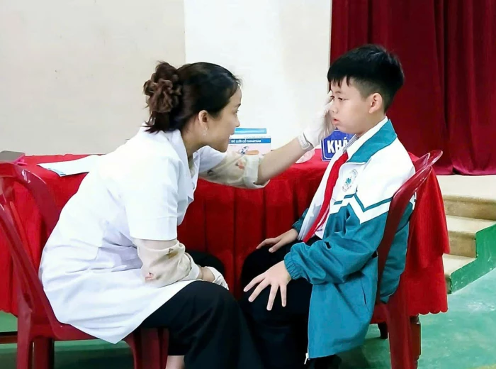 Chăm sóc sức khỏe học đường: Phát hiện sớm để can thiệp kịp thời