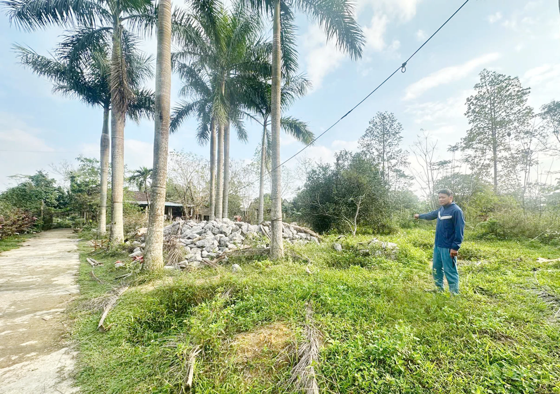 Qua công tác kiểm tra, rà soát, Thanh tra tỉnh khẳng định ông Đặng Văn Sửu đủ điều kiện để được cấp giấy chứng nhận quyền sử dụng đất lần đầu - Ảnh: B.T