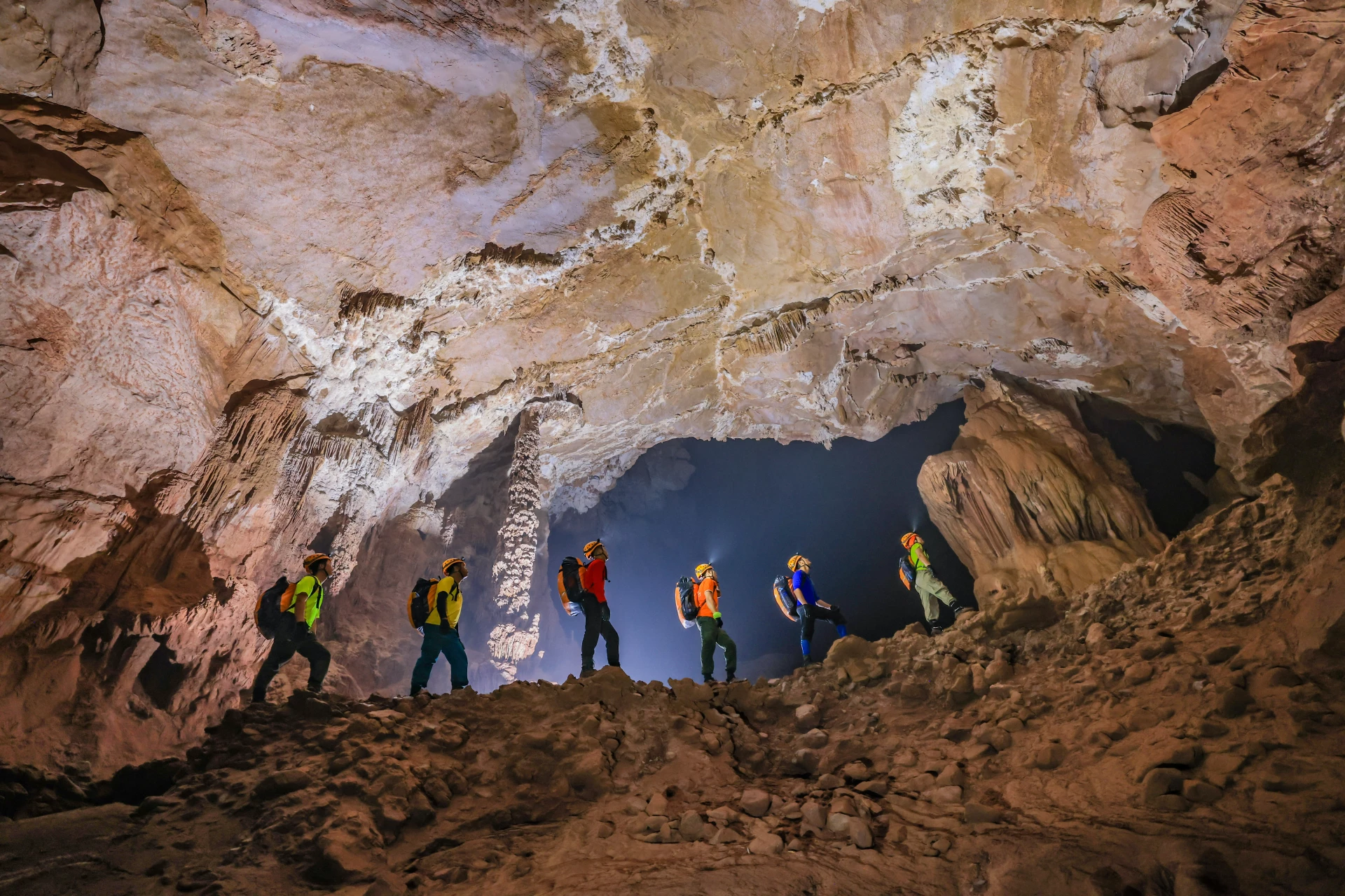 Năm 2025, du lịch Quảng Trị dự ước đón khoảng 9,6 triệu lượt khách, tăng gần 17% so với năm 2024 - Ảnh: D.H