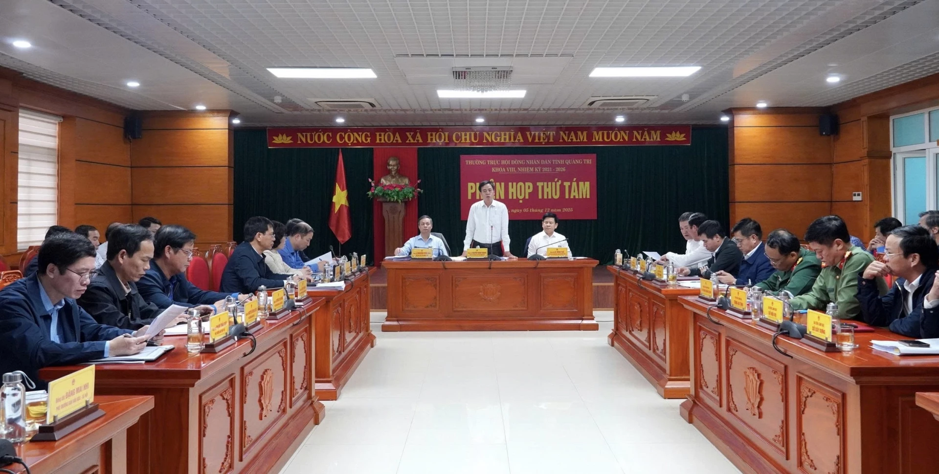 Quang cảnh phiên họp - Ảnh: Đ.A