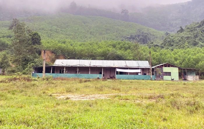 Cán bộ xã biên giới gặp 'khó' vì thiếu chỗ ở