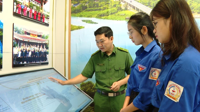 Hồi sinh ký ức hào hùng trong không gian số