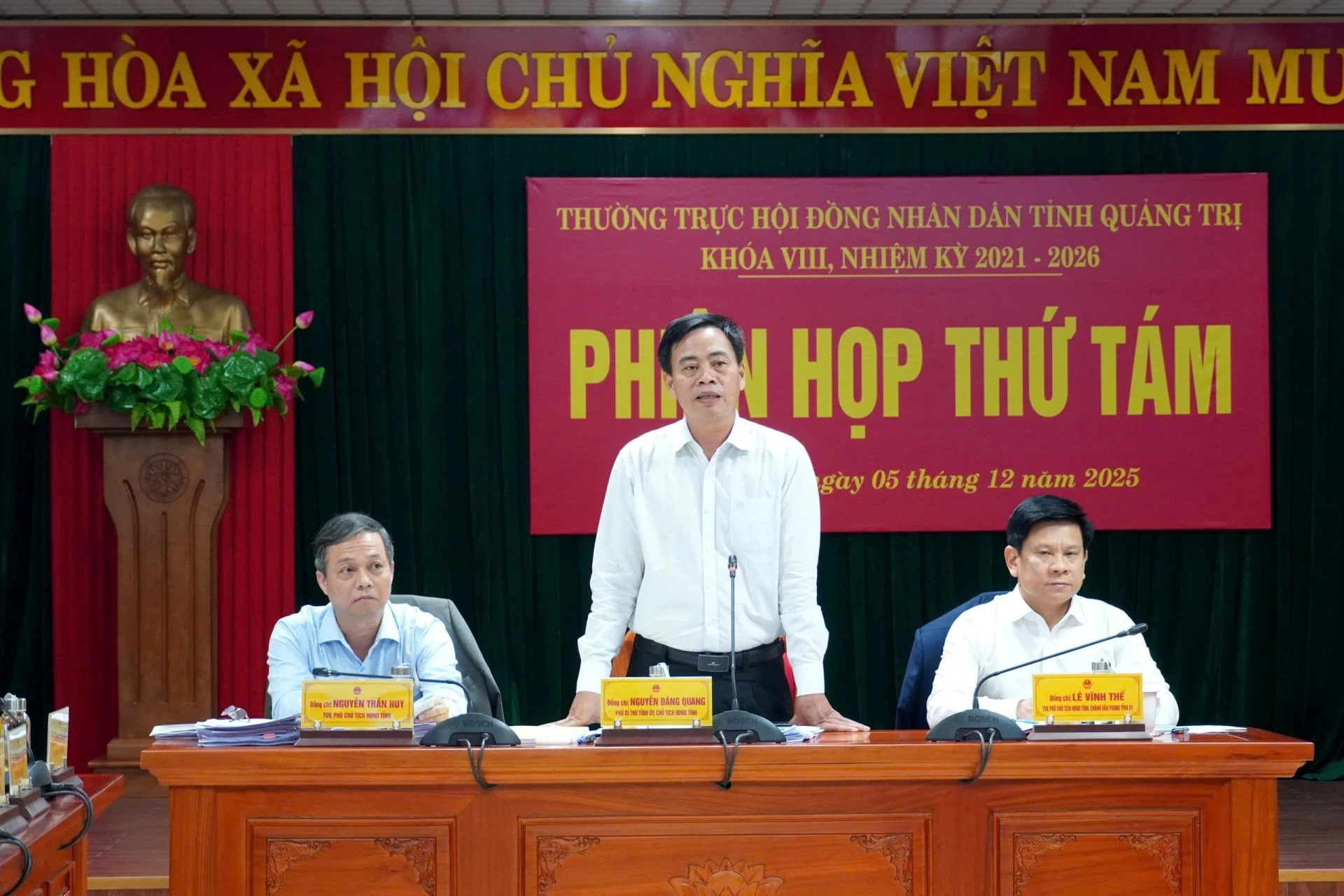 Đồng chí Nguyễn Đăng Quang, Chủ tịch HĐND tỉnh phát biểu kết luận phiên họp - Ảnh: Đ.A